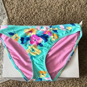 Kohl's Colorful Printed Hipster Bikini Bottoms